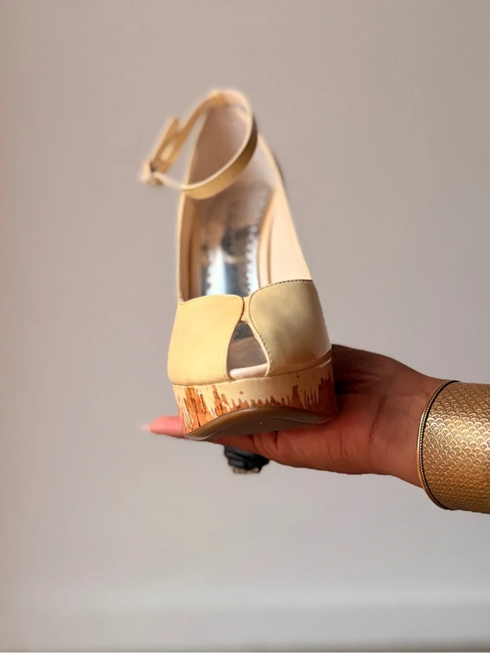 Y2K BCBGirls Nude Patent Cork Wedge Peep Toe Platform Heels Ankle Strap.